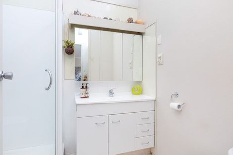 Photo of property in 109a/4 Te Atatu Road, Te Atatu South, Auckland, 0610