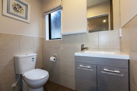 Photo of property in 42 Newnham Terrace, Upper Riccarton, Christchurch, 8041