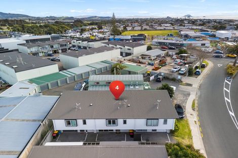 Photo of property in 4/10 Enterprise Drive, Papamoa Beach, Papamoa, 3118