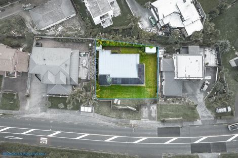 Photo of property in 1/86 Beach Road, Castor Bay, Auckland, 0620