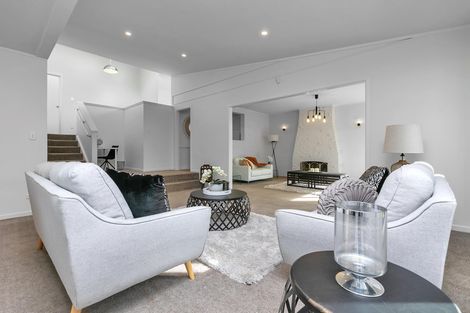 Photo of property in 192 Henderson Valley Road, Henderson, Auckland, 0612