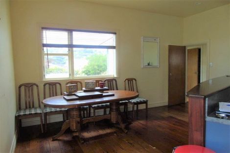 Photo of property in 83 Eden Street, Island Bay, Wellington, 6023