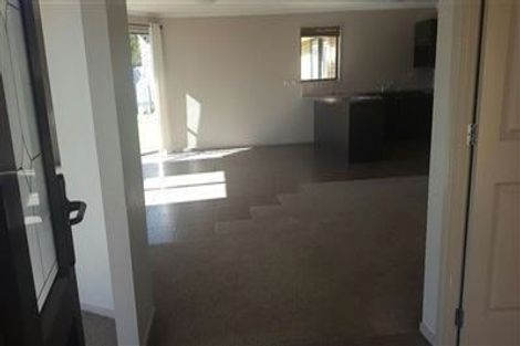 Photo of property in 7 Stroud Place, Henderson, Auckland, 0612