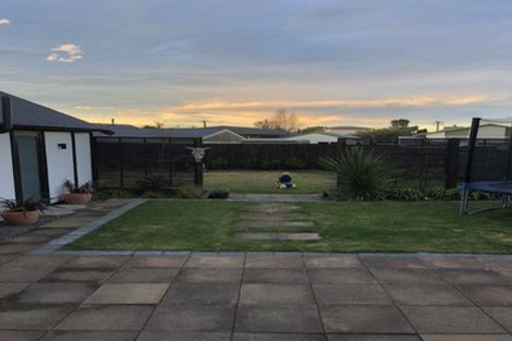 Photo of property in 50 Martbern Crescent, Bishopdale, Christchurch, 8053