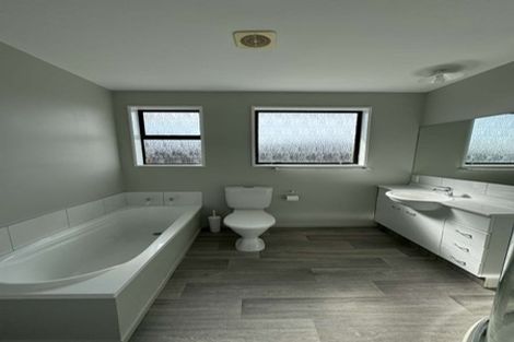 Photo of property in 128a Inwoods Close, Parklands, Christchurch, 8083