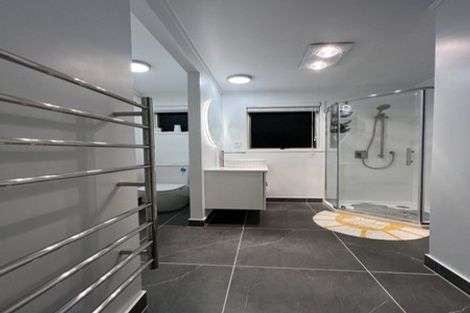 Photo of property in 2 Surman Place, Glen Eden, Auckland, 0602