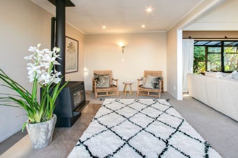 Photo of property in 3 Moana Place, Taradale, Napier, 4112