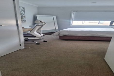 Photo of property in 18 Timu Road, Long Bay, Auckland, 0630