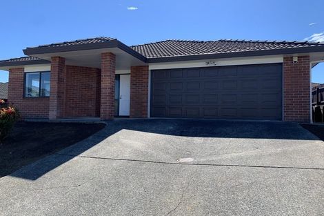 Photo of property in 6 Fleetwood Drive, Henderson, Auckland, 0612