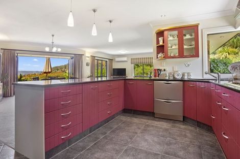 Photo of property in 11 Ohuka Place, Whitianga, 3510