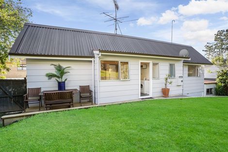 Photo of property in 99 Oaktree Avenue, Browns Bay, Auckland, 0630