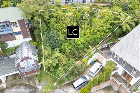 Photo of property in 6 Sandhurst Way, Crofton Downs, Wellington, 6035