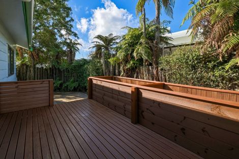 Photo of property in 14 Charles Road, Hannahs Bay, Rotorua, 3010