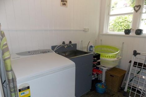 Photo of property in 18a Montgomery Avenue, Karori, Wellington, 6012