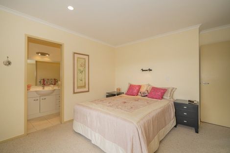 Photo of property in 24 Heritage Close, Whitianga, 3510