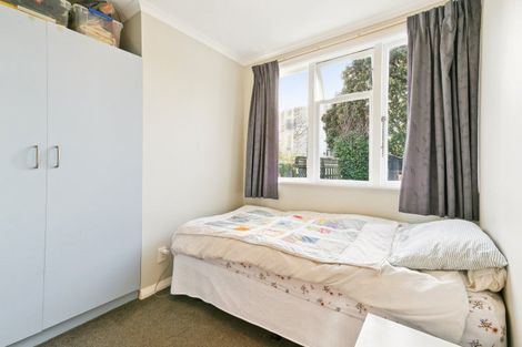 Photo of property in 33 Donald Mclean Street, Newtown, Wellington, 6021