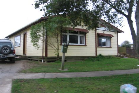 Photo of property in 12 Perrin Place, Kelvin Grove, Palmerston North, 4414