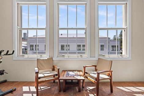 Photo of property in 2/1 Emerson Street, Napier South, Napier, 4110