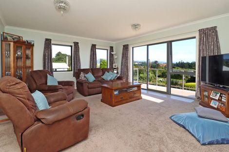 Photo of property in 11 Oakham Street, Hampden, 9410