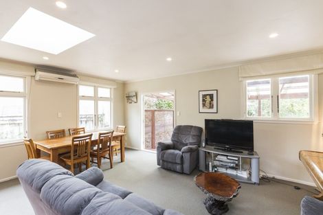 Photo of property in 20 Franklin Avenue, Hokowhitu, Palmerston North, 4410