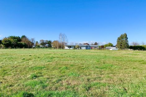 Photo of property in 28 Leeton Drive, Waipukurau, 4200
