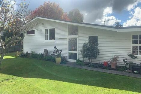 Photo of property in 19 Wanganui Road, Marton, 4710