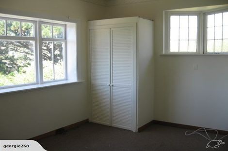 Photo of property in 54 Maupuia Road, Maupuia, Wellington, 6022