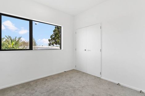 Photo of property in 13 Von Sturmer Street, Mangere East, Auckland, 2024