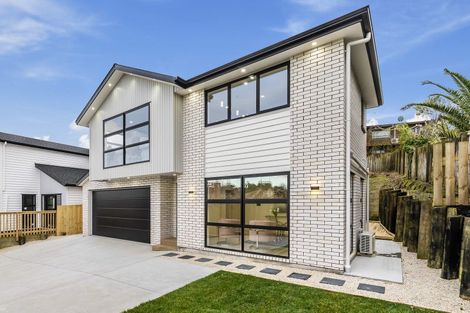Photo of property in 11 Tawapou Close, Massey, 0614