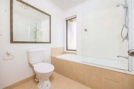 Photo of property in 1 San Diego Court, Henderson, Auckland, 0612
