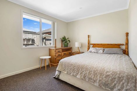 Photo of property in 10 Selliera Place, Papamoa Beach, Papamoa, 3118