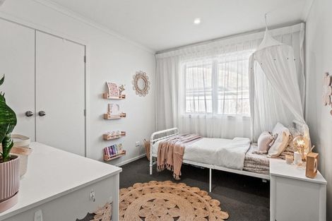 Photo of property in 37 Myles Way, Lower Shotover, Queenstown, 9304