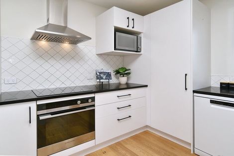 Photo of property in 25 Dunstan Crescent, Hornby, Christchurch, 8042