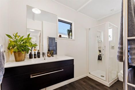 Photo of property in 6 Jane Gifford Place, Omaha, 0986