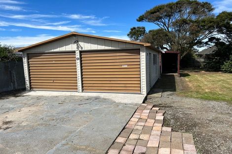 Photo of property in 12 Farquhars Road, Redwood, Christchurch, 8051