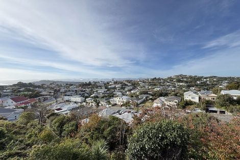 Photo of property in 5 Charlotte Avenue, Brooklyn, Wellington, 6021