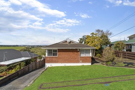 Photo of property in 27 Prangley Avenue, Mangere, Auckland, 2022