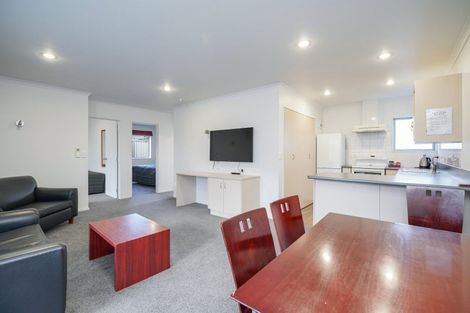 Photo of property in 8a-d Tay Street, Turnbull Thomson Park, Invercargill, 9810