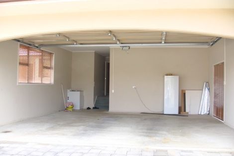 Photo of property in 11 Waller Avenue, Bucklands Beach, Auckland, 2012