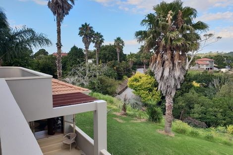 Photo of property in 239 Hill Road, The Gardens, Auckland, 2105