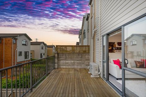 Photo of property in St Claire Village, 10/172 Mcleod Road, Te Atatu South, Auckland, 0610