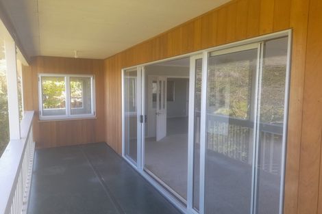 Photo of property in 43 Sunnyview Drive, Brown Owl, Upper Hutt, 5018