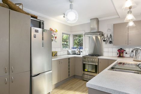 Photo of property in 11 Junction Road, Ravensbourne, Dunedin, 9022