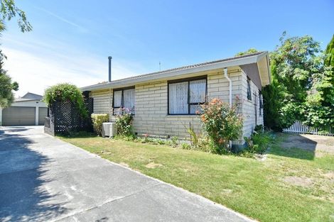 Photo of property in 28 Cowes Street, Avondale, Christchurch, 8061