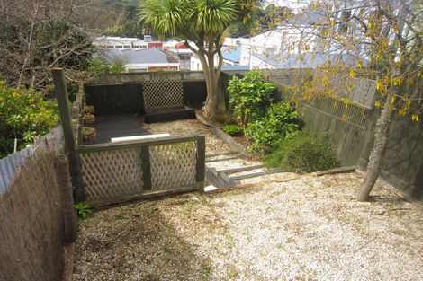 Photo of property in 145 Tasman Street, Mount Cook, Wellington, 6021