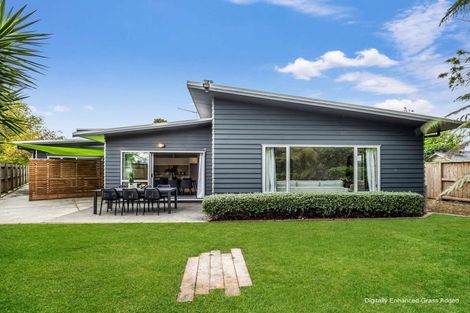 Photo of property in 14a Duna Place, Takaro, Palmerston North, 4412