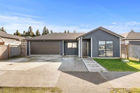 Photo of property in 13 Hard Beech Street, Takanini, 2110