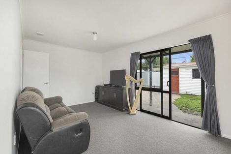 Photo of property in 8 Domain Terrace, Spreydon, Christchurch, 8024