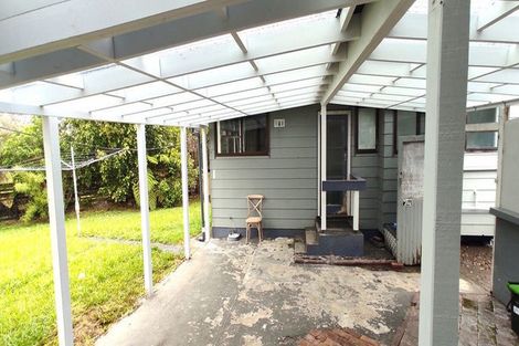 Photo of property in 15 Hydra Place, Glen Eden, Auckland, 0602
