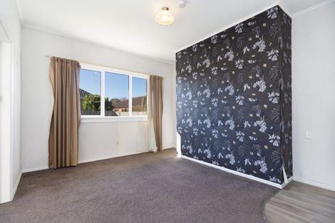 Photo of property in 11 Cochrane Street, Fairy Springs, Rotorua, 3015